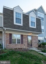 Building Photo - 2502 Regal Pl