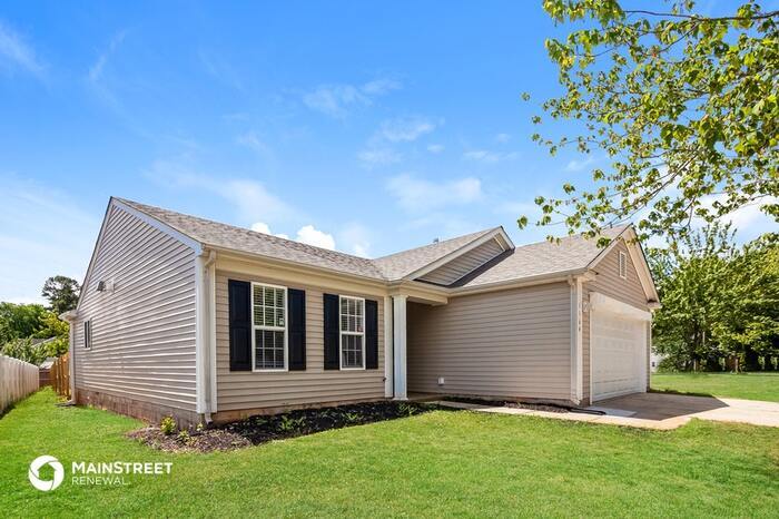 Primary Photo - 1564 Hollow Maple Dr, Charlotte, NC 28216