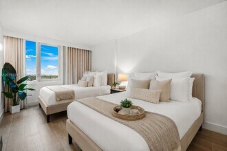 Building Photo - 2301 Collins Ave