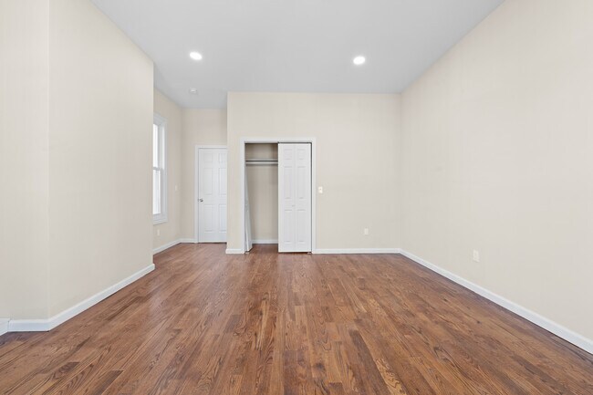 Foto del edificio - 460 S 6th Ave