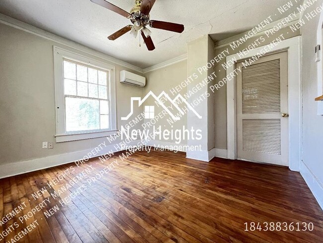 Building Photo - Beautiful home in the heart of Park Circle...