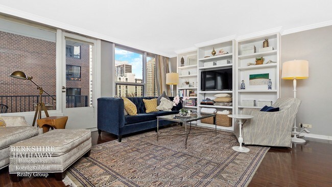 Foto del edificio - 1400 N State Pkwy