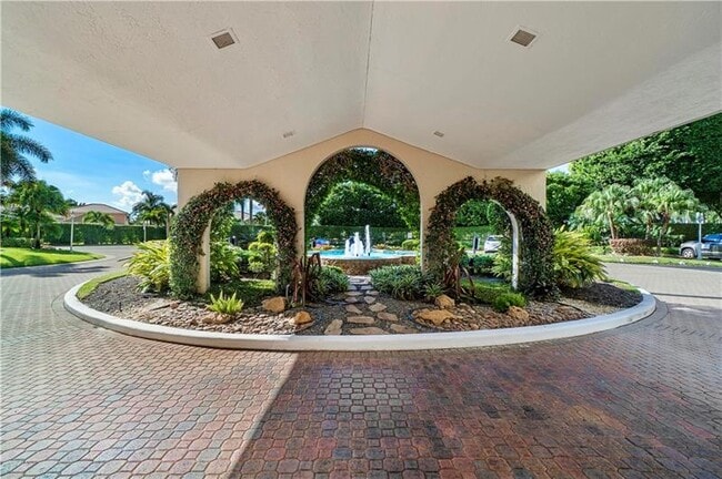 Foto del edificio - 7351 Promenade Dr