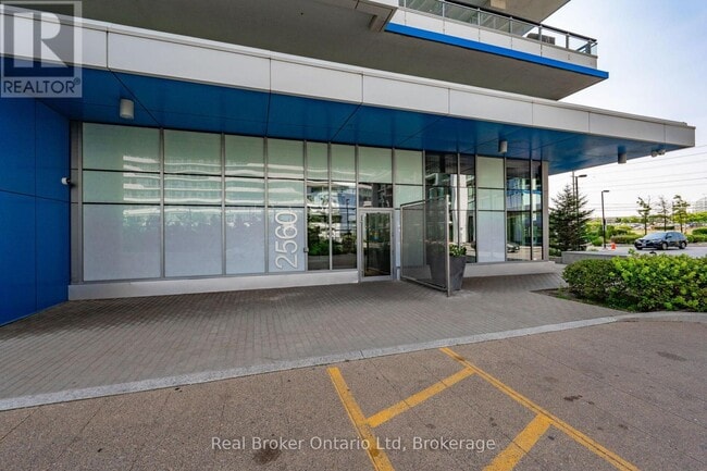 Building Photo - 2560 Eglinton Ave W