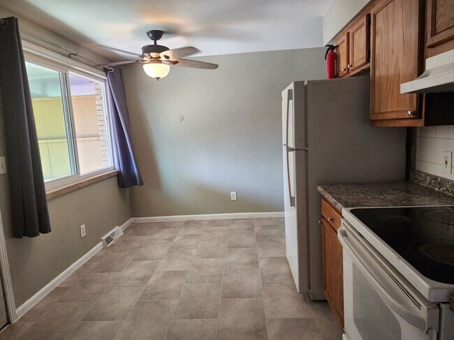 Foto del edificio - 721 Fraser St