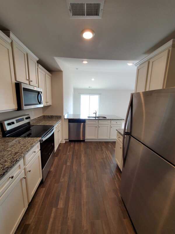 Building Photo - 257 Caffee Dr