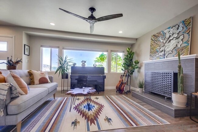 Building Photo - 7832 Cinnabar Dr