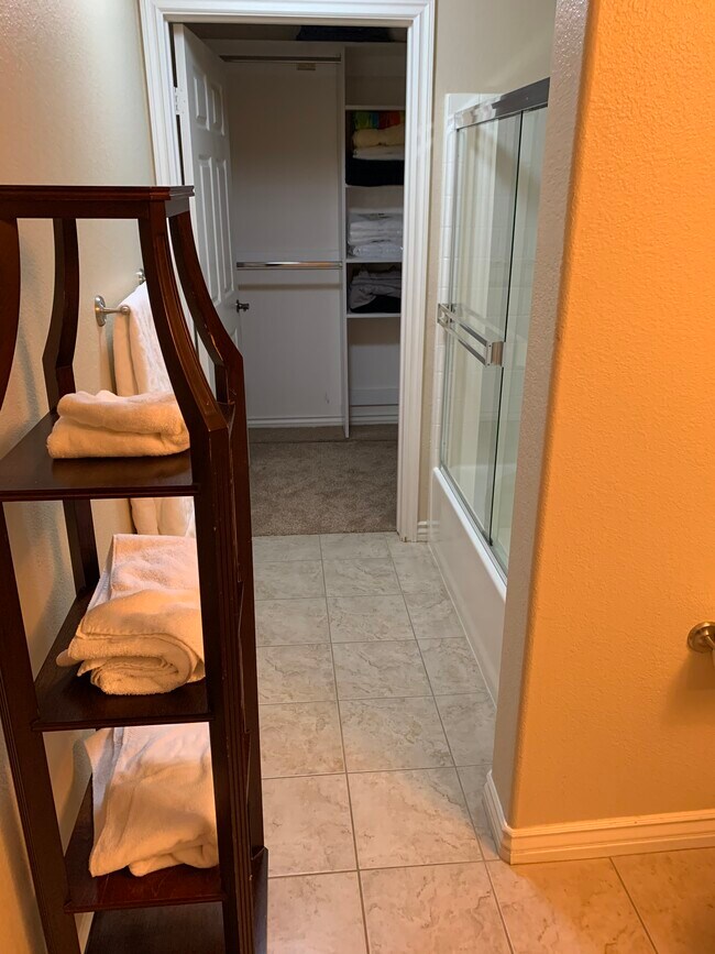 Foto del edificio - 4155 Executive Dr