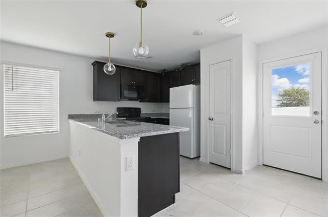 Building Photo - 1364 Beach Dr