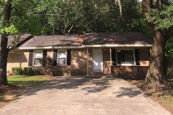 Primary Photo - 174 Hummingbird Ave
