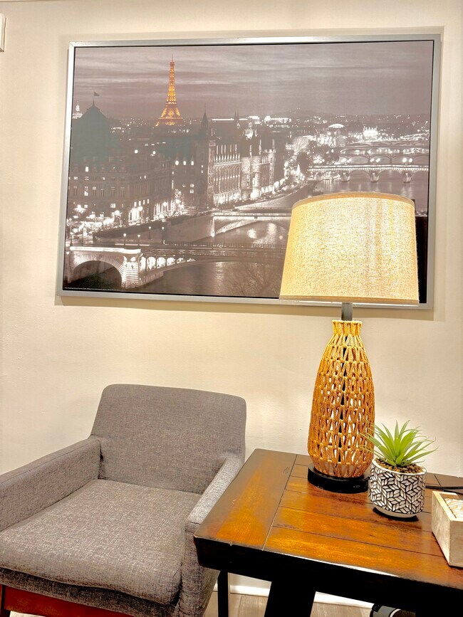 Foto del edificio - 1532 Kimberly Rd