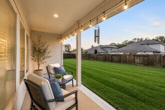 Building Photo - 15556 Mallow Ct