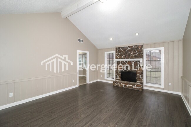 Foto del edificio - 3809 Chablis Cove