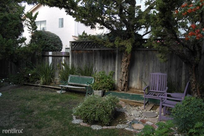 Foto del edificio - 2123 Alexander Way