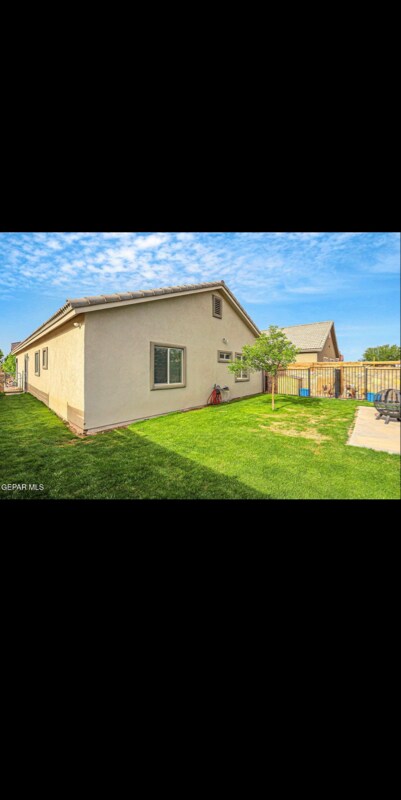 Foto del edificio - 13172 Willitoft Rd