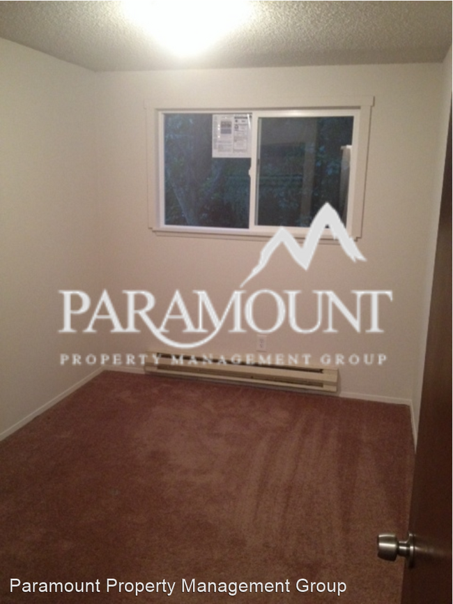 Foto del edificio - 3 br, 1 bath House - 3253 SE Goldmaur  Ct ...