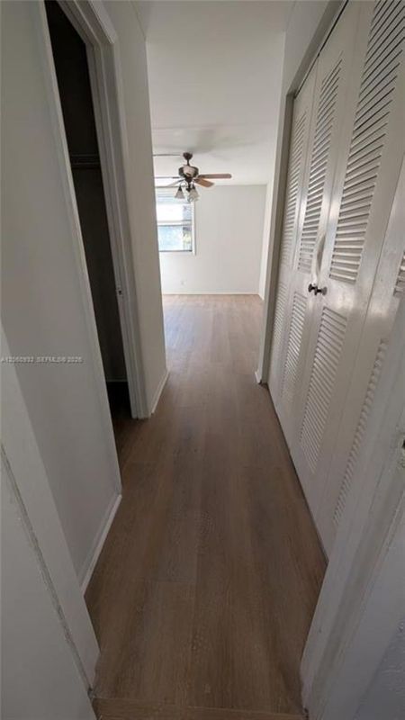 Foto del edificio - 2701 Riverside Dr