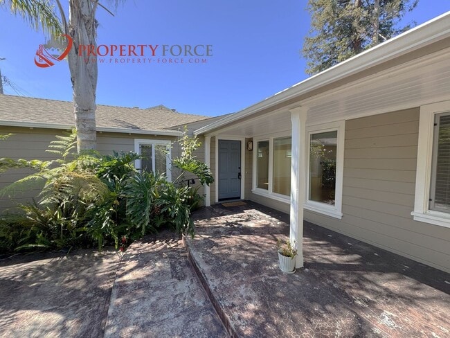 Building Photo - 530 29th Ave