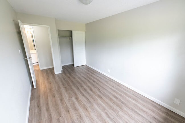 Building Photo - Midtowne Apartments