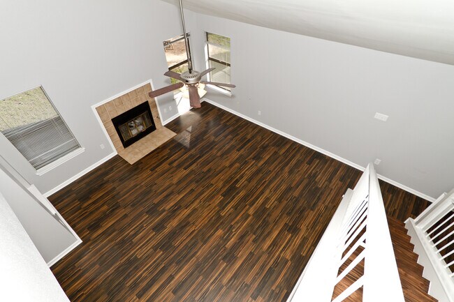 Building Photo - 12920 Modena Trail