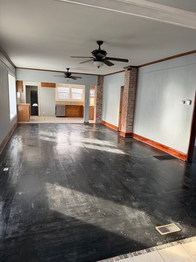 Foto del edificio - 213 D St NW