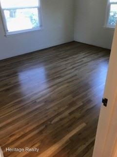 Building Photo - 922 Oak Ln