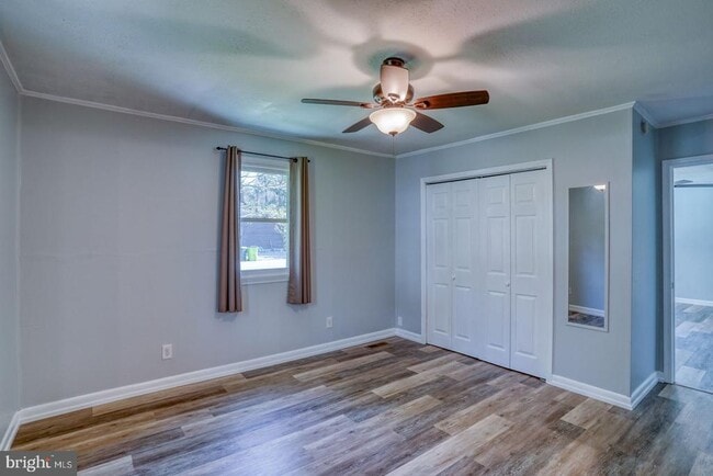 Building Photo - 21 Foxwood Ct