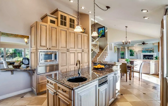 Foto del edificio - 908 Placer Ridge Rd