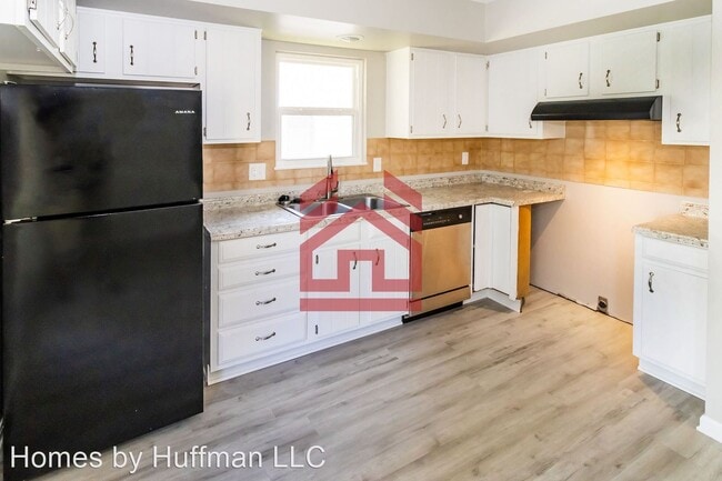 Building Photo - 3 br, 1 bath House - 3418 Cass Avenue