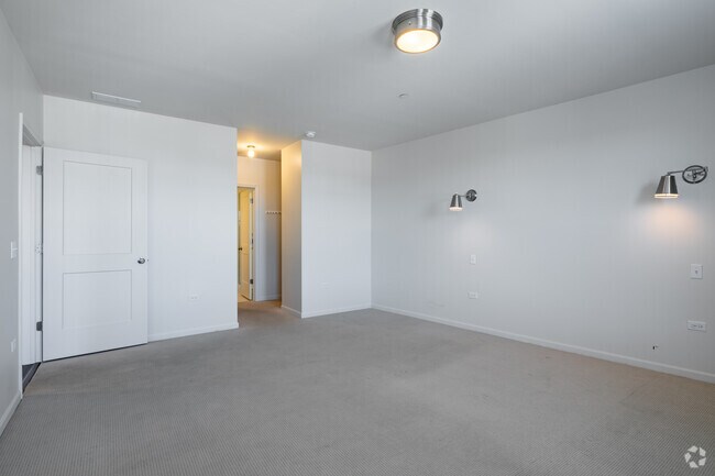 2HAB, 2BA - 1.323SF - Eleven 5 Lake