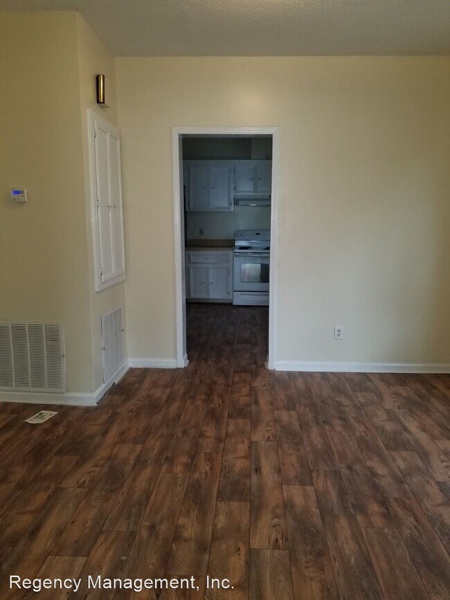 Building Photo - 3 br, 2 bath House - 407 East Park Ave