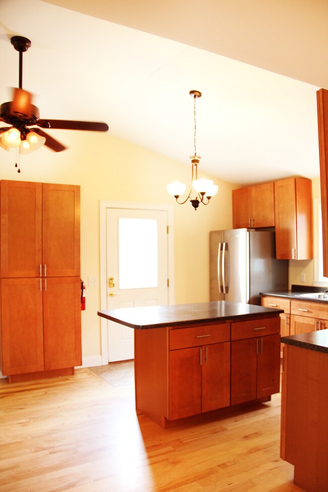 60 St, Burlington, VT 05401 Townhome Rentals in Burlington VT