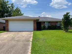 Building Photo - 2433 Brookside Dr