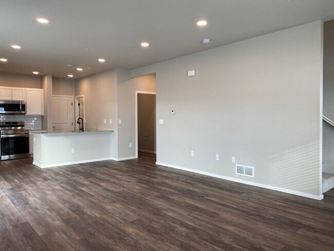 Foto del edificio - Stunning Townhome in Northridge Trails