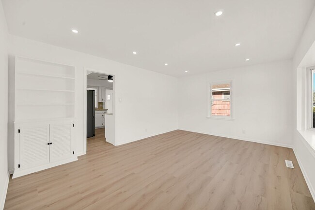 Foto del edificio - 3 Bedroom 1 Bathroom House for Rent!