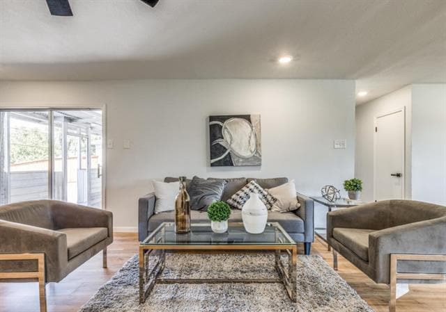 Building Photo - 8011 Woodhue Rd