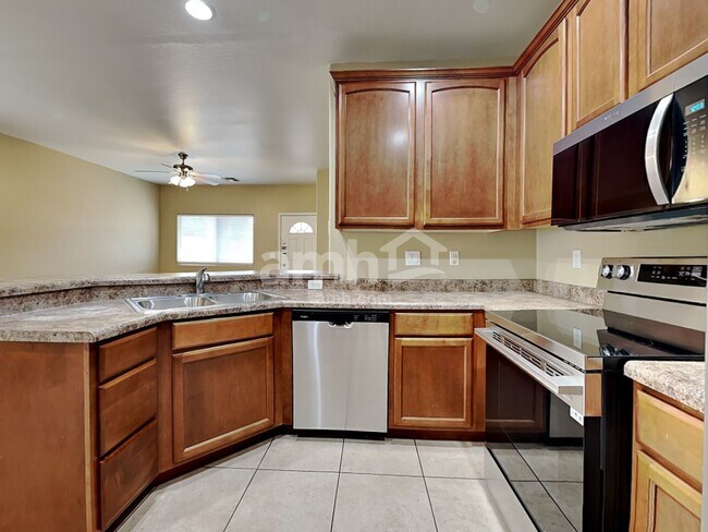 Foto del edificio - 11709 W Jefferson St