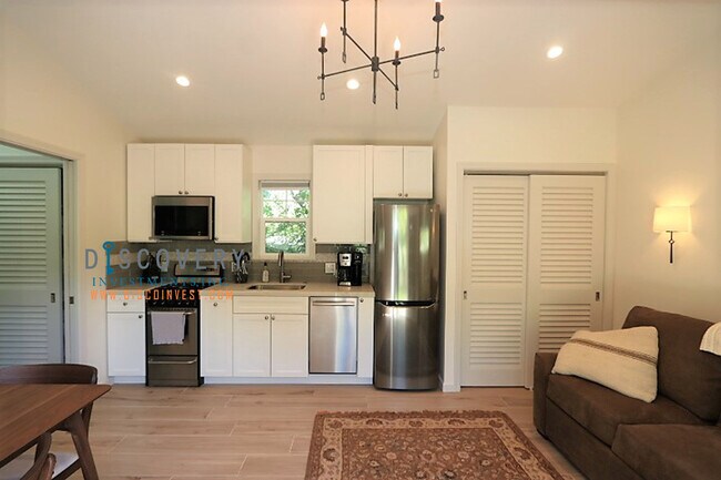 Foto del edificio - Lincoln Heights Studio Casita With Tranqui...