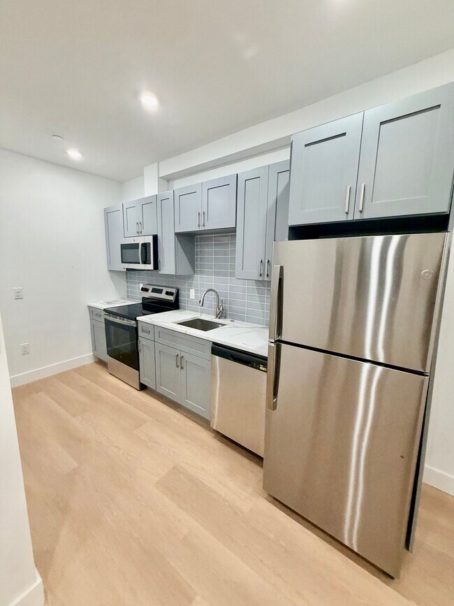 Building Photo - 178 W Seymour St