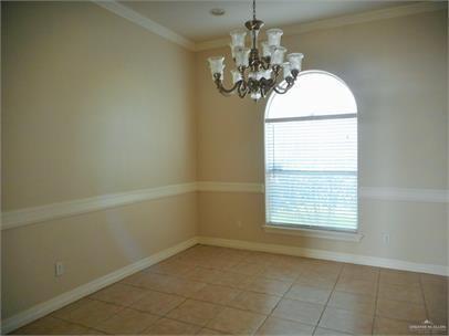 Building Photo - 1715 Solar Dr