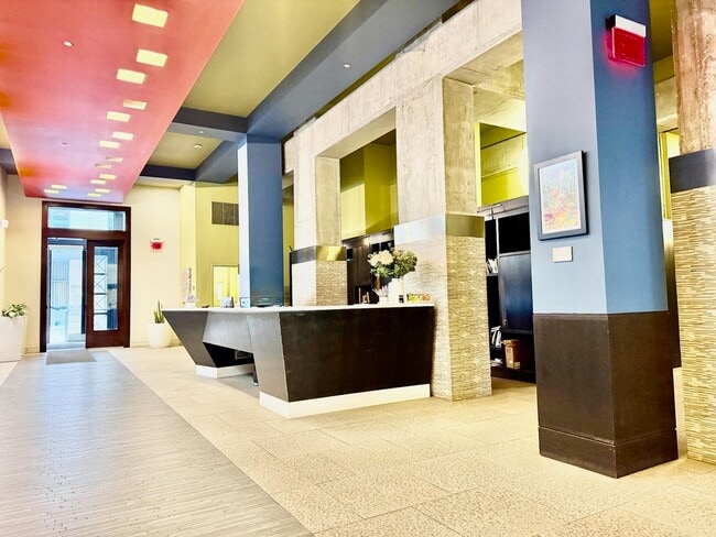 Building Photo - 232 Pavonia Ave