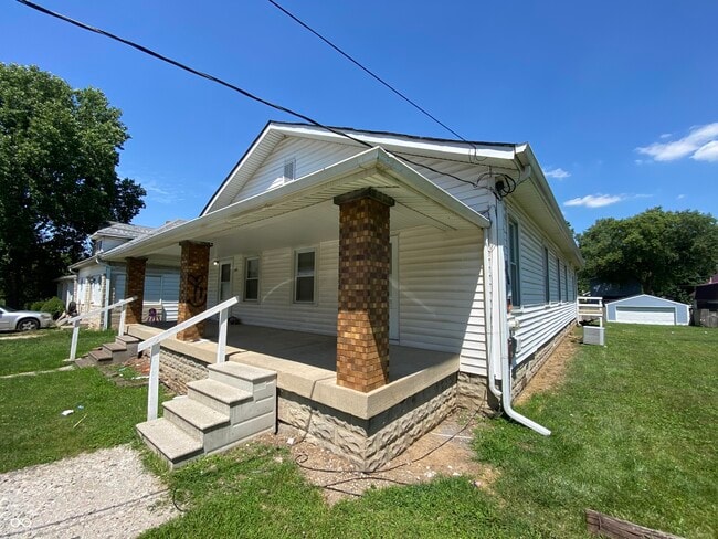 Building Photo - 2717 S Moreland Ave