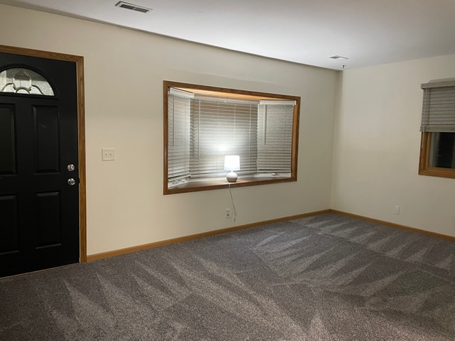 Foto del edificio - 2200 N 68th St