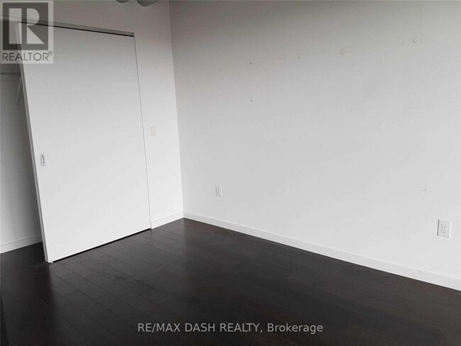 Building Photo - 32 Trolley Cres