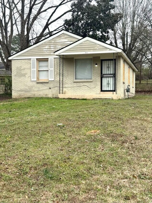 Primary Photo - Home for rent in the Whitehaven Area