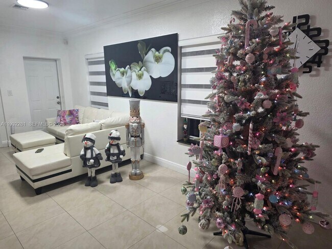 Foto del edificio - 16201 SW 169th Ave