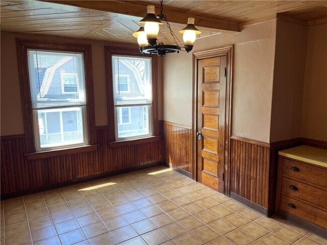 Building Photo - 51 Summer St