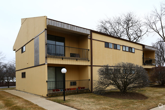 801 Washington St - Woodstock Northwest Apartments