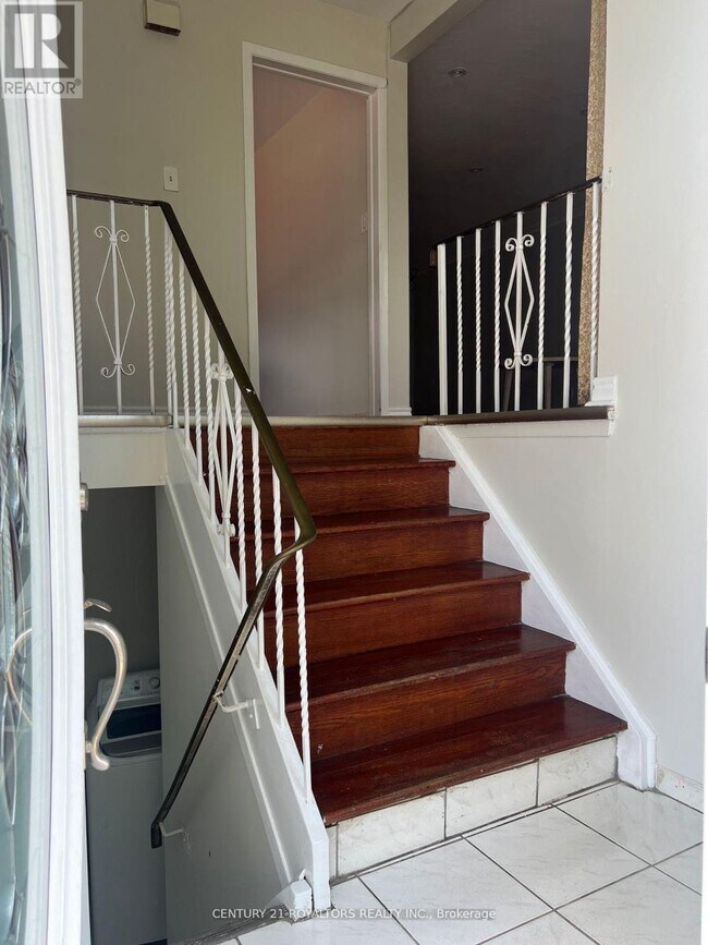 Building Photo - 7258 Sills Rd