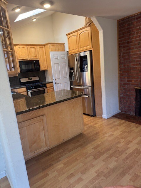 Foto del edificio - 839 S Knickerbocker Dr